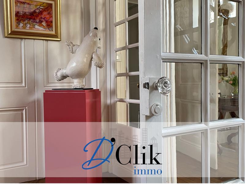 Maison - 400 m² - 14 pièces