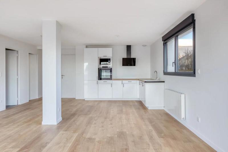 Appartement - 102 m² - 4 pièces