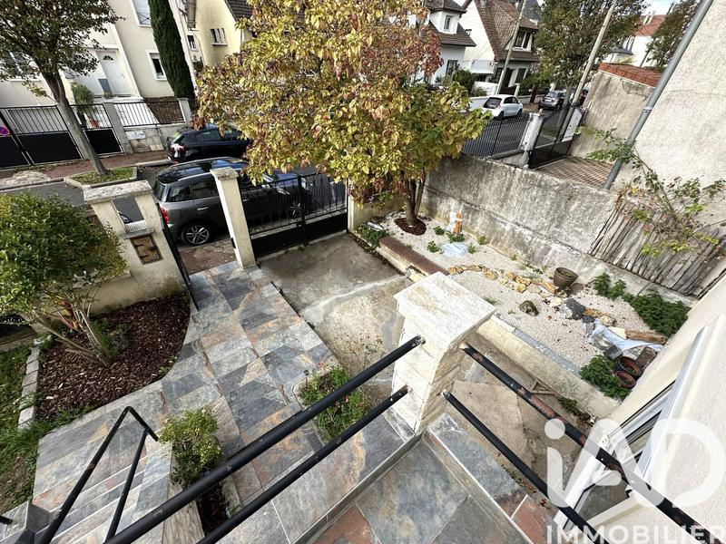 Maison - 120 m² - 4 pièces