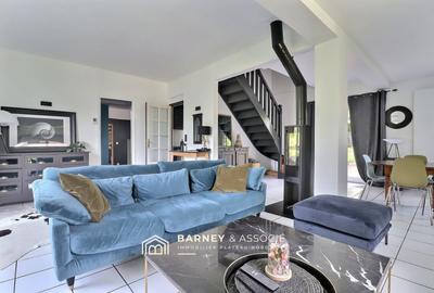 Maison - 160 m² - 6 pièces