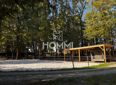 Maison - 215 m² - 6 pièces