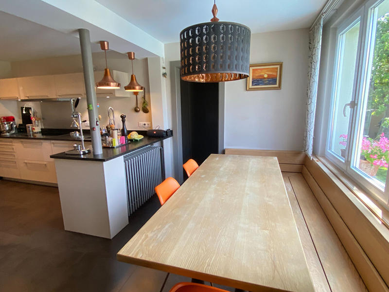 Maison - 332 m² - 12 pièces