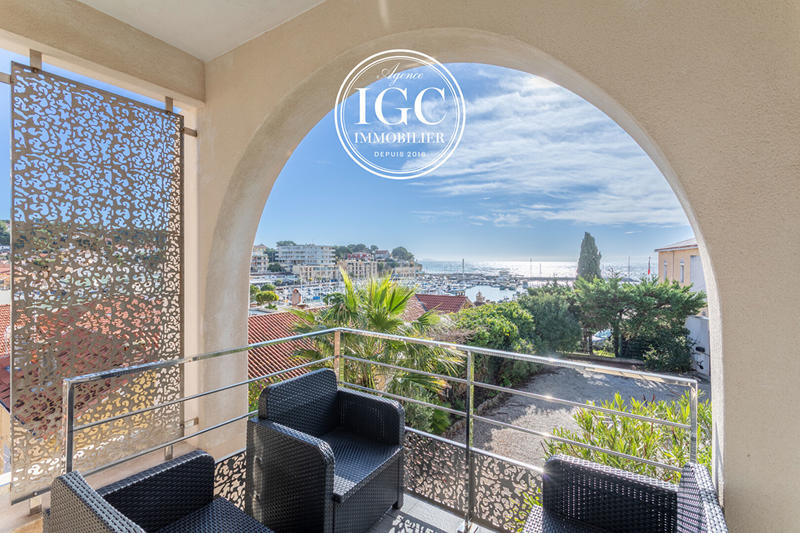 Maison - 114 m² - 4 pièces