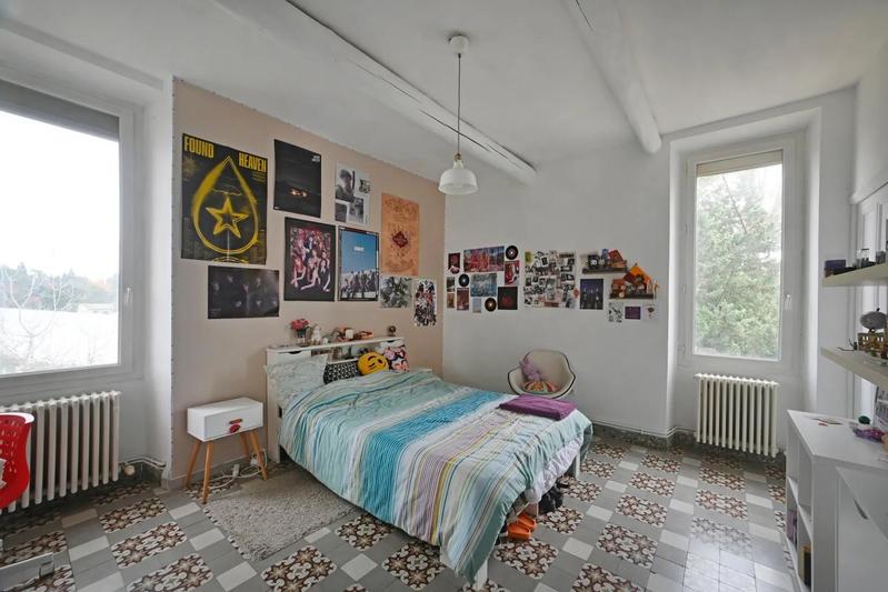 Mas - 296 m² - 7 pièces