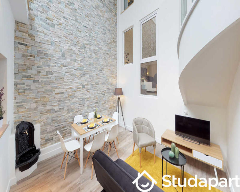 Chambre - 70 m² - 1 pièce