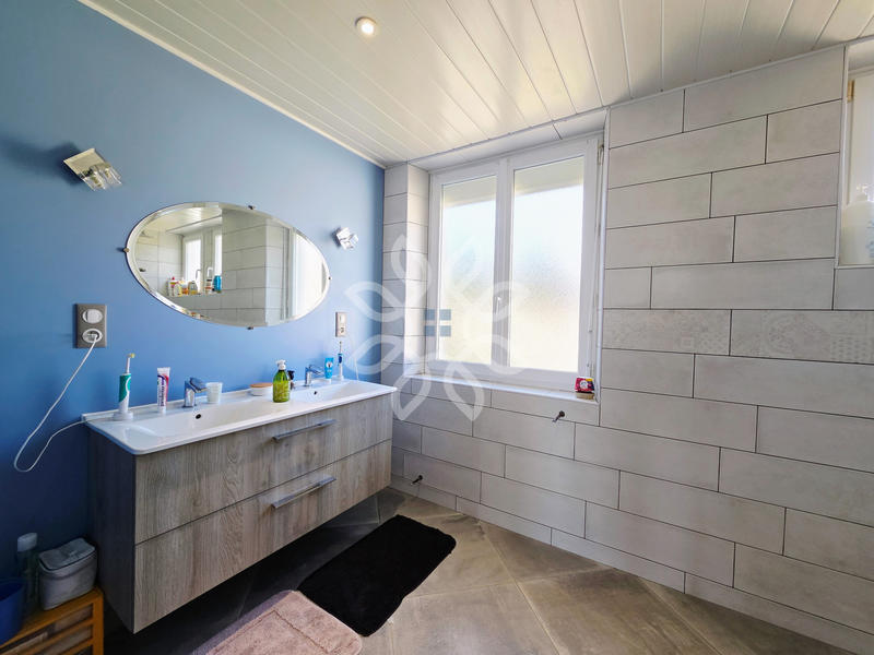 Maison - 143 m² - 5 pièces