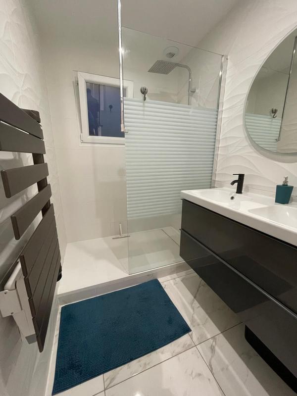 Maison - 94 m² - 4 pièces