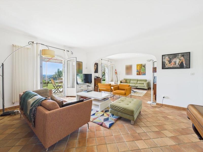 Villa - 167 m² - 5 pièces