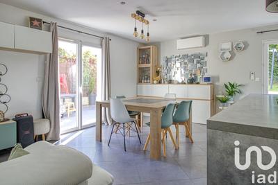 Maison - 150 m² - 8 pièces