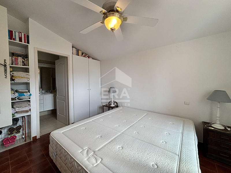 Maison - 225 m² - 7 pièces