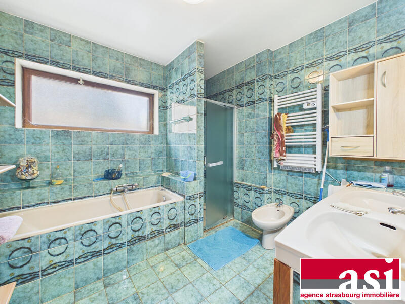 Maison contemporaine - 206 m² - 7 pièces