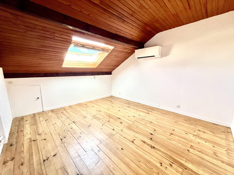 Maison - 144 m² - 6 pièces