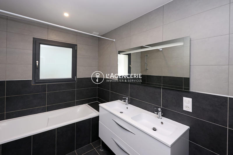 Villa - 120 m² - 5 pièces