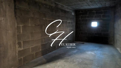 Parking / Garage - 17 m²