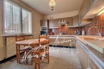 Maison - 137 m² - 4 pièces