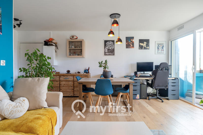 Appartement - 75 m² - 4 pièces