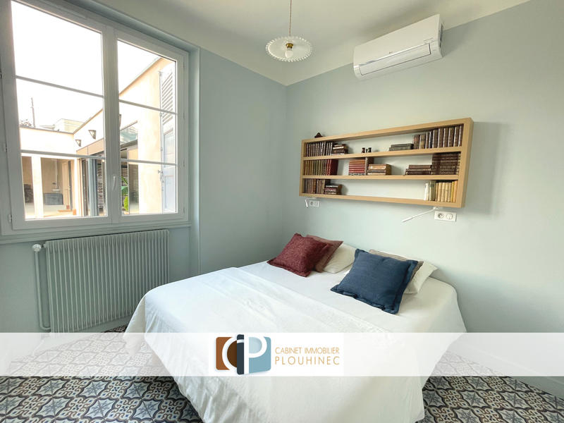 Maison - 245 m² - 7 pièces