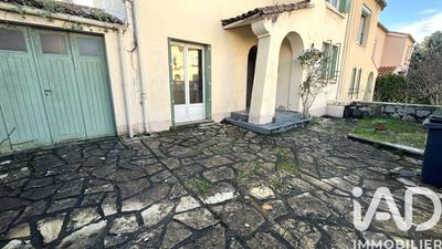 Maison - 76 m² - 5 pièces