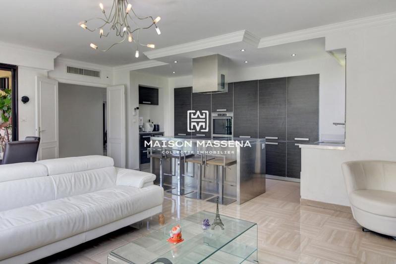 Appartement - 108 m² - 4 pièces