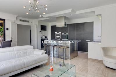 Appartement - 108 m² - 4 pièces