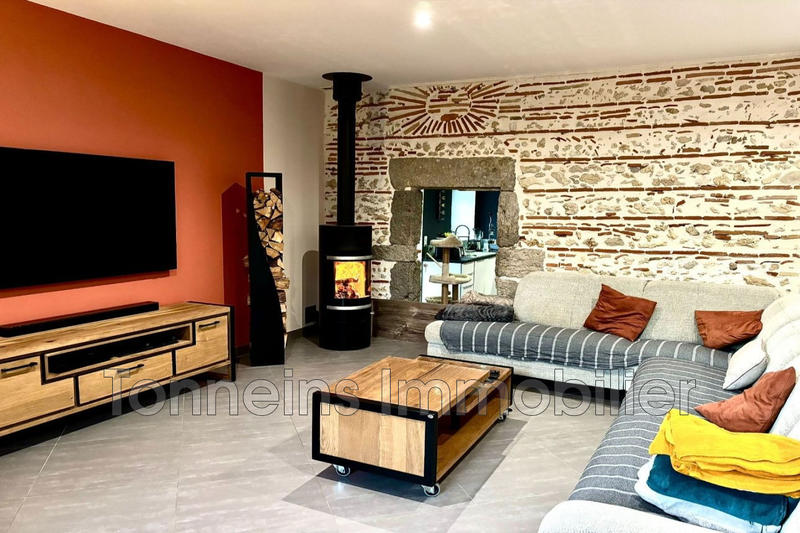 Maison - 329 m² - 10 pièces