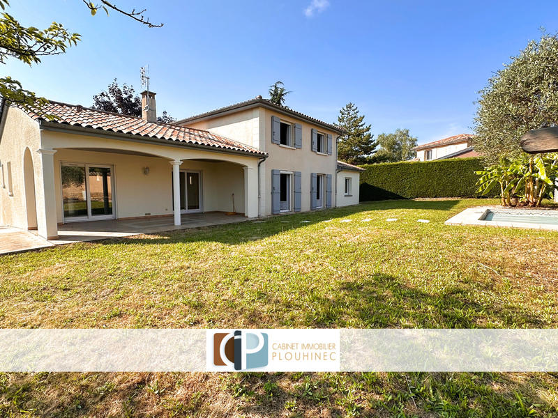 Maison - 163 m² - 7 pièces