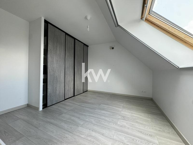 Maison - 180 m² - 6 pièces