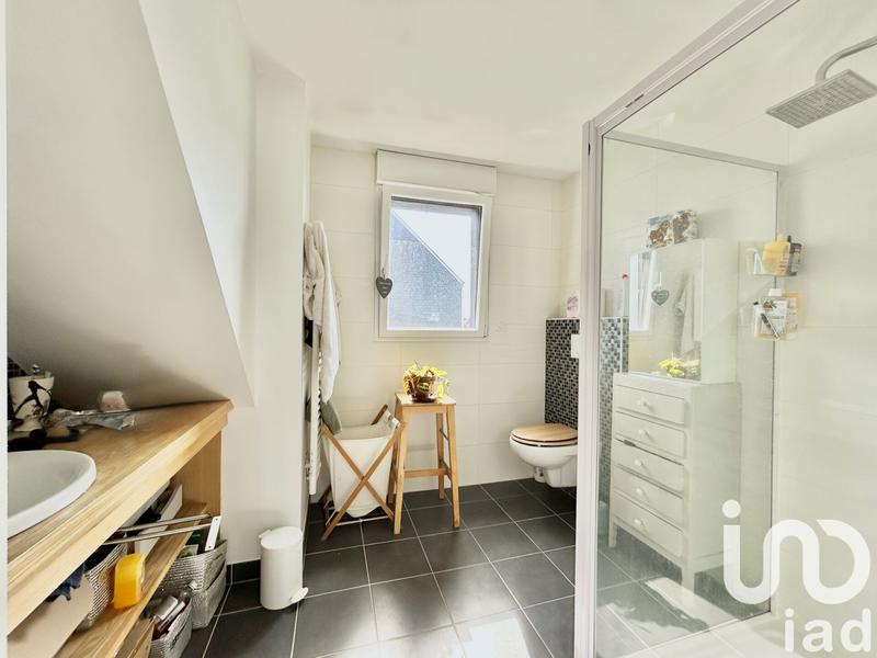 Maison - 122 m² - 6 pièces