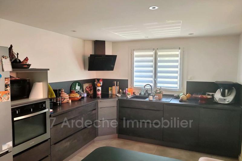 Maison - 195 m² - 8 pièces