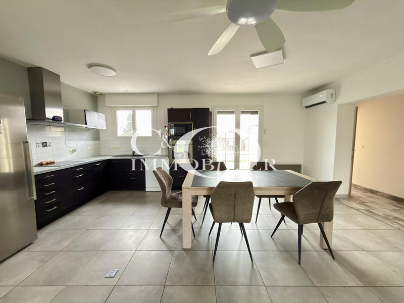 Maison - 111 m² - 5 pièces