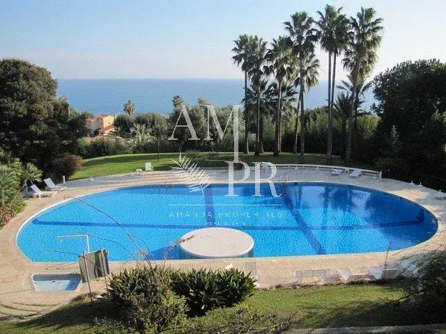 Appartement villa - 360 m² - 7 pièces