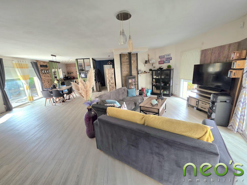 Maison - 137 m² - 5 pièces