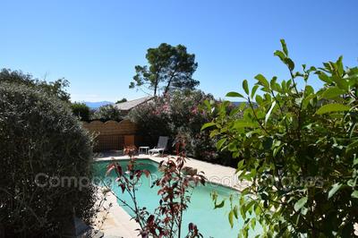 Maison chambre d'hôtes - 250 m² - 12 pièces