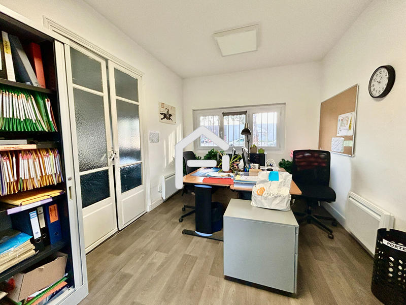 Local d'activités - 90 m²