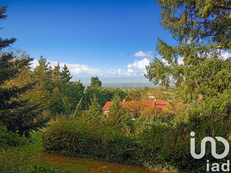 Maison - 107 m² - 7 pièces