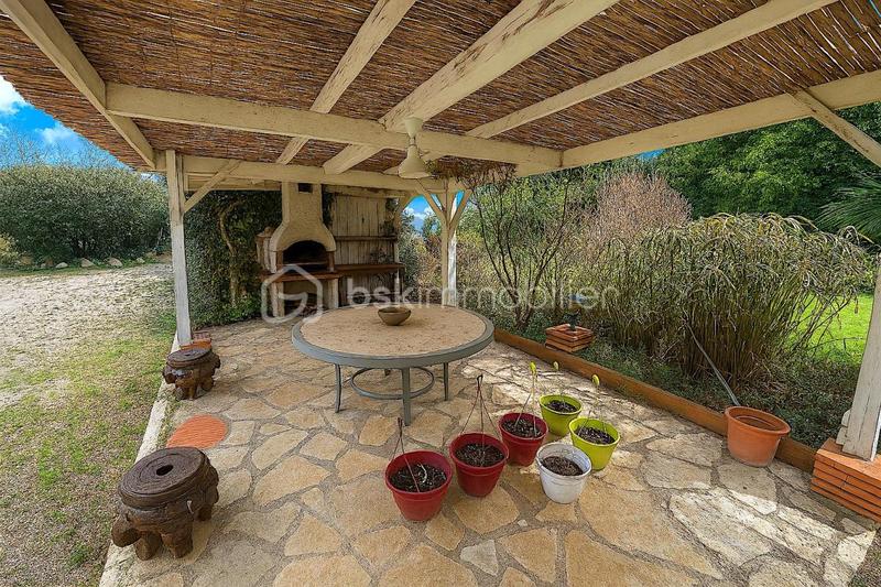 Ferme - 334 m² - 6 pièces