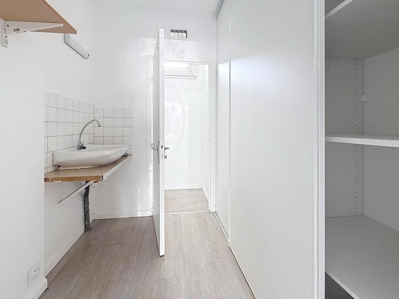 Local commercial - 47 m² - 2 pièces