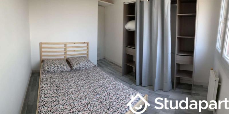 Chambre - 11 m² - 1 pièce