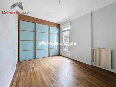Appartement - 94 m² - 4 pièces