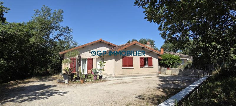 Maison - 95 m² - 3 pièces