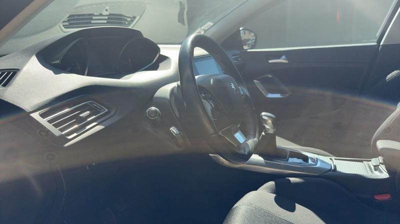 Peugeot 308 1.2 PureTech 110 Allure