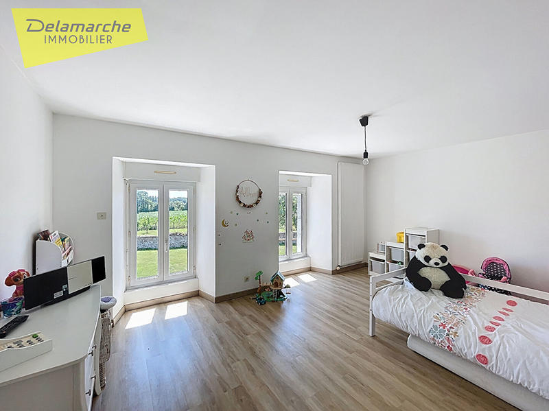 Maison - 152 m² - 6 pièces