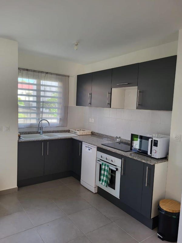 Appartement - 72 m² - 3 pièces