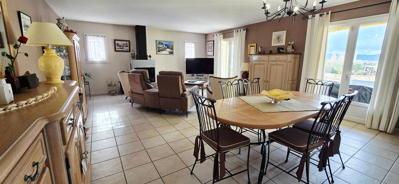 Maison - 170 m² - 7 pièces