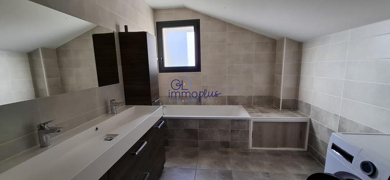 Maison - 138 m² - 5 pièces