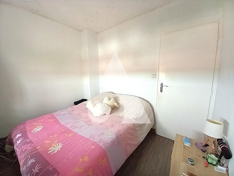 Maison - 79 m² - 7 pièces