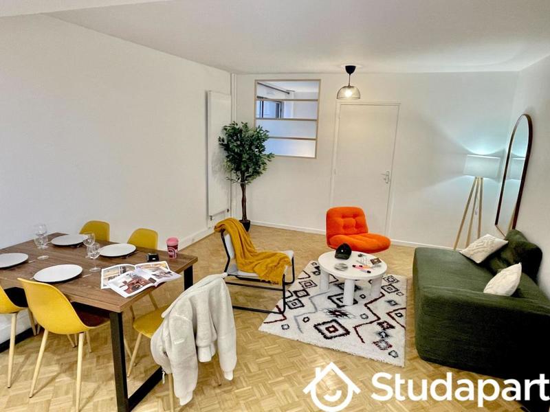 Chambre - 12 m² - 1 pièce