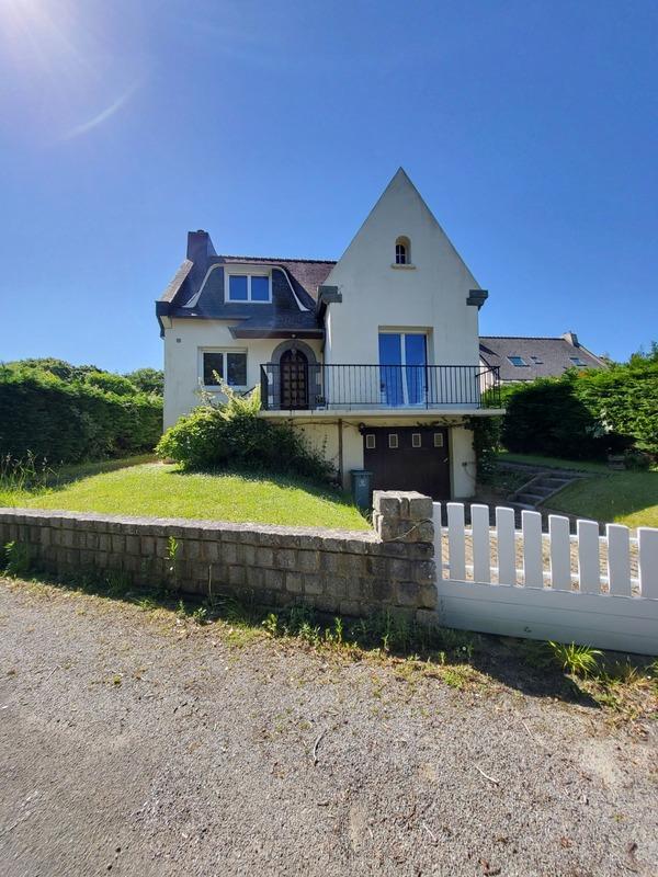 Maison - 95 m² - 5 pièces