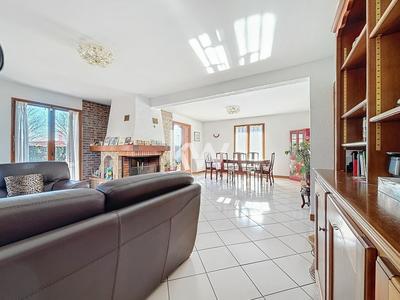 Maison - 162 m² - 7 pièces