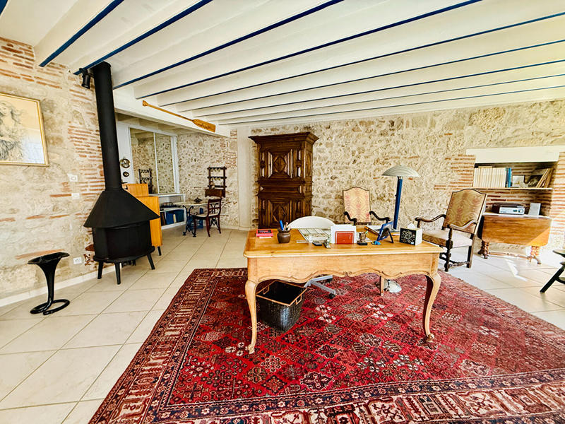 Maison - 259 m² - 7 pièces
